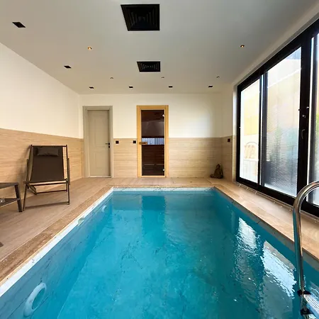 Villa Elizabella Luxury Retreat In Nature With Heated Pool And Sauna *