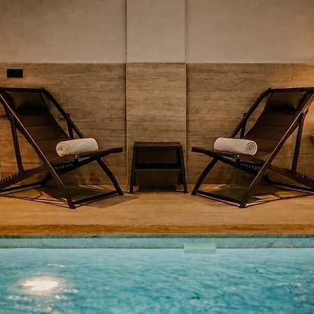 Villa Elizabella Luxury Retreat In Nature With Heated Pool And Sauna