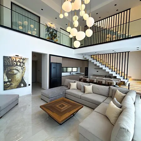 Villa Elizabella Luxury Retreat In Nature With Heated Pool And Sauna