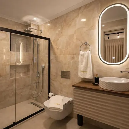 Villa Elizabella Luxury Retreat In Nature With Heated Pool And Sauna